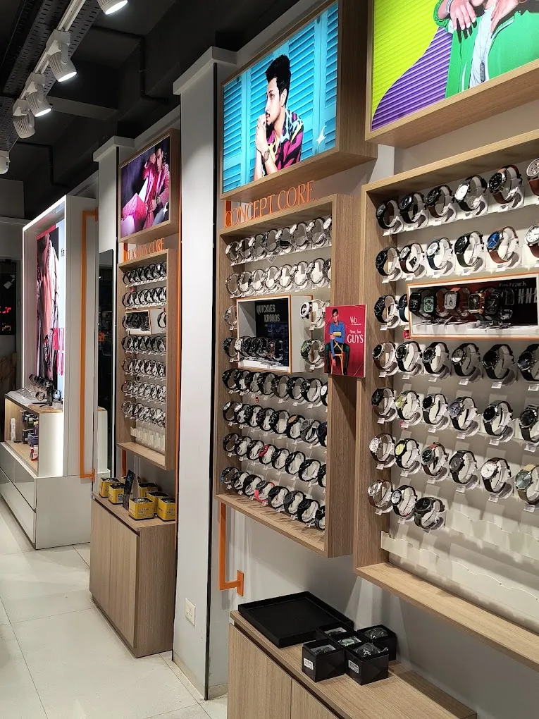 Fastrack store